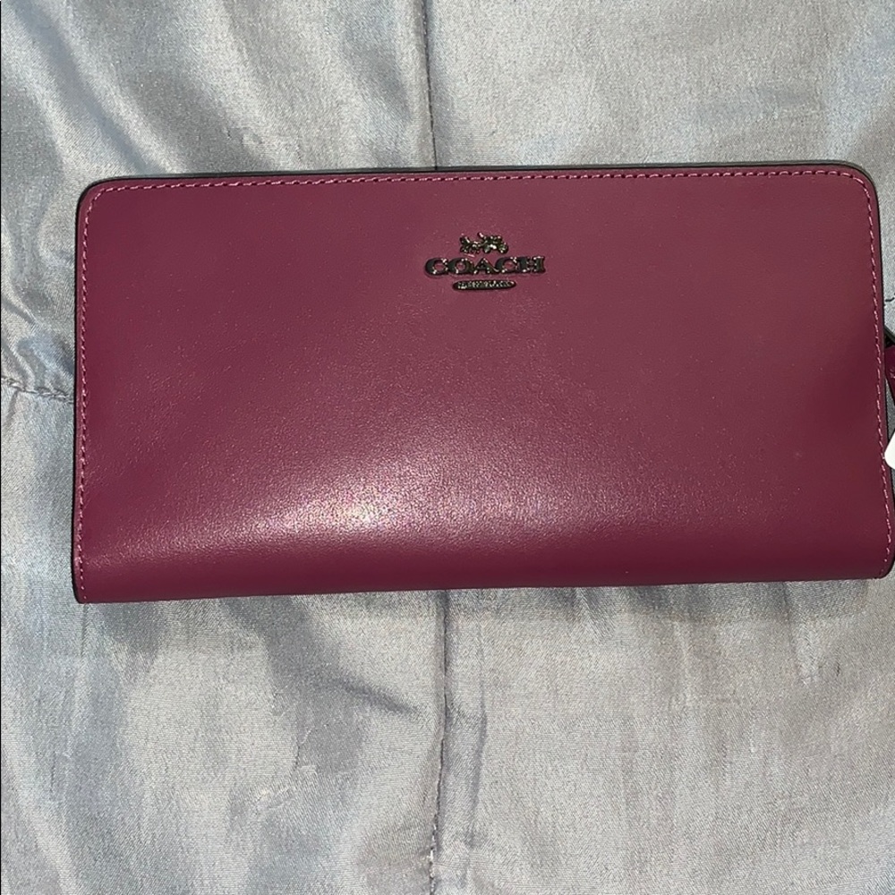 Coach wallet NWT